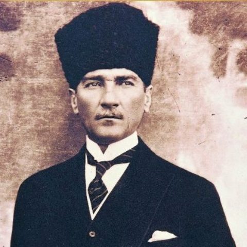 Sosyal medyada Atatürk’e hakarete gözaltı