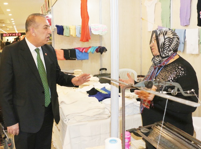 Karamercan: "Kadın esnaf sayısındaki artış sevindirici"