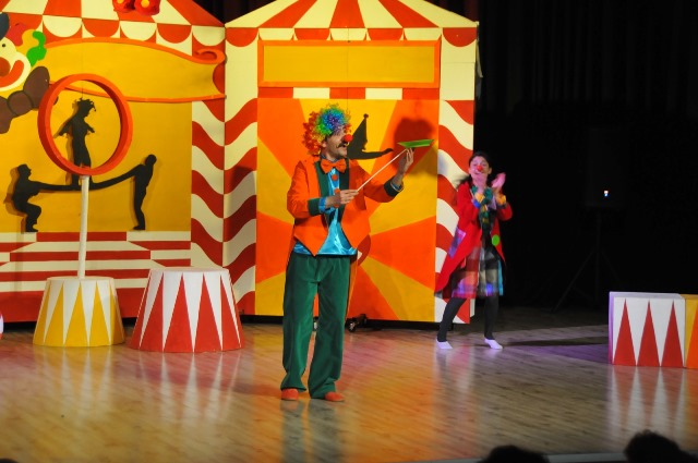 Akşehir'de, “Benim Güzel Pabuçlarım” oyunu sahnelendi