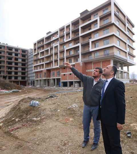 Başkan Özaltun’dan toplu konut proje alanında inceleme