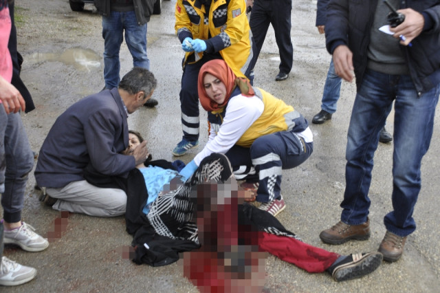 Hamile Eşini Pompalı Tüfekle Vurdu