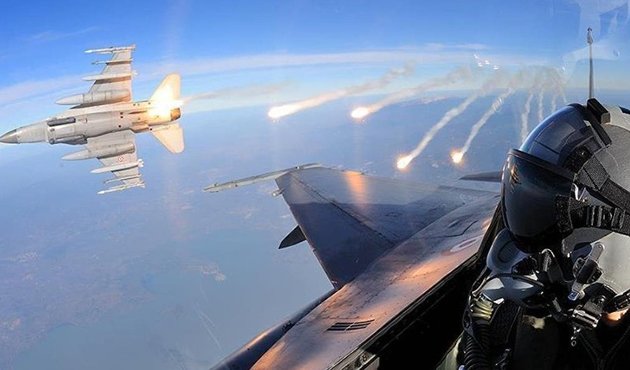 Irak'tan roketle saldıran PKK'lılara hava harekatı! Hepsi öldürüldü...