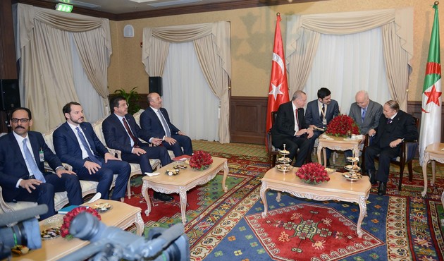 Cezayirli gazetecinin Erdoğan'a sorusunun arkasında ne var?