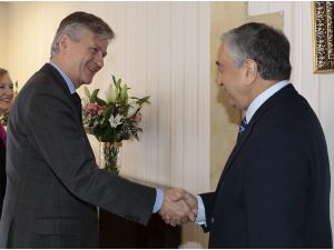 KKTC Cumhurbaşkanı Akıncı, Lacroix ile görüştü