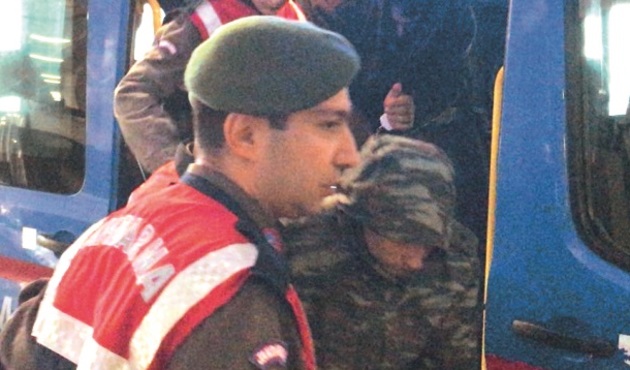 Yunan askerlerinden çelişkili ifadeler!