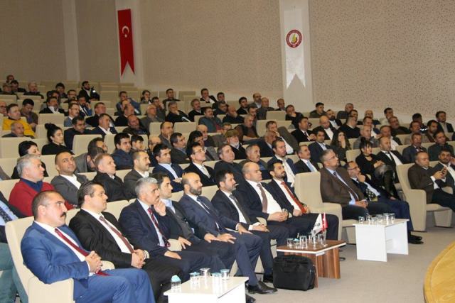 Seydişehir'de kalkınma paneli düzenlendi