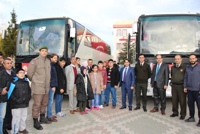Başkan Tutal engelli öğrencileri Çanakkale gezisine gönderdi