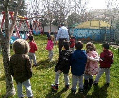 Babalarla geleneksel çocuk oyunları