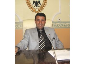 Belediye Başkanı maaşını bağışladı