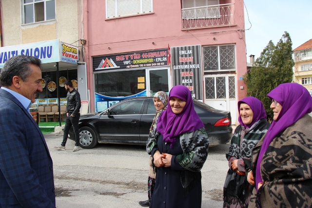 Başkan Tutal, Umre Yolcularını Uğurladı