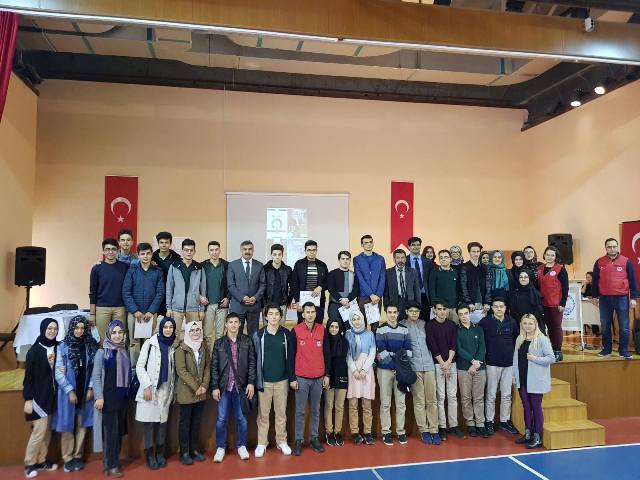 Gençler Arası Bilgi Yarışması Düzenlendi