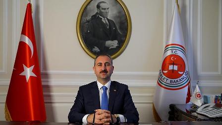 Adalet Bakanı Gül: Kadına karşı şiddet, bu ayrımcılığın en kaba tezahürü