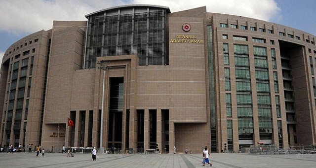 İstanbul Adalet Sarayı'nda intihar girişimi