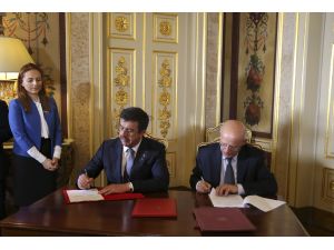 Ekonomi Bakanı Zeybekci, Portekiz'de