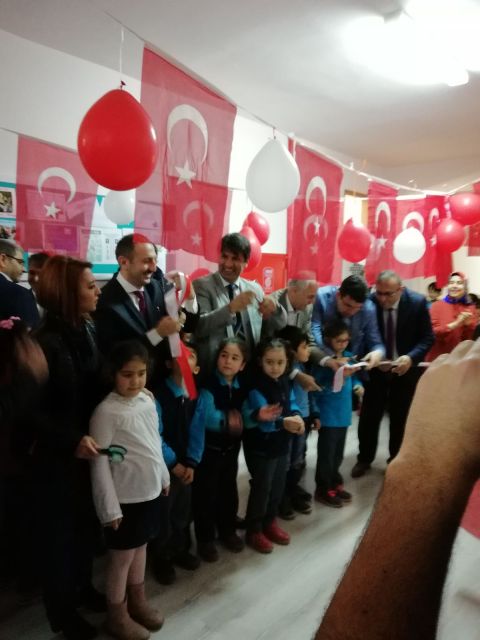 Konya Ahmet Perihan Demirok İlkokulu ve Anaokulu düzenlenen törenle açıldı