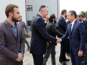 "Şehadete yürümeyi mutluluk kabul eden Türk milletiyle baş edemezsiniz"