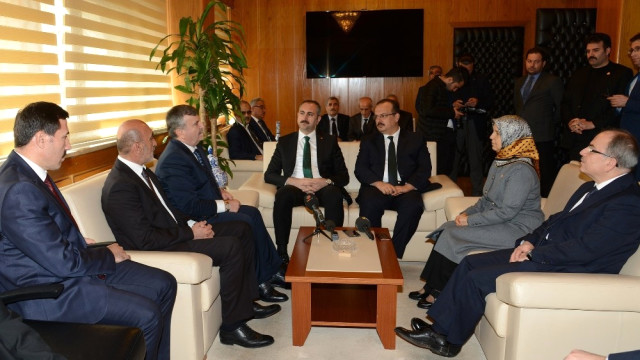 Gül: "Konya'ya Hizmet Medeniyetimize Hizmettir"