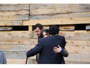 Artvin'de baraj gölünde kaybolan kişiyi arama çalışmaları sürüyor