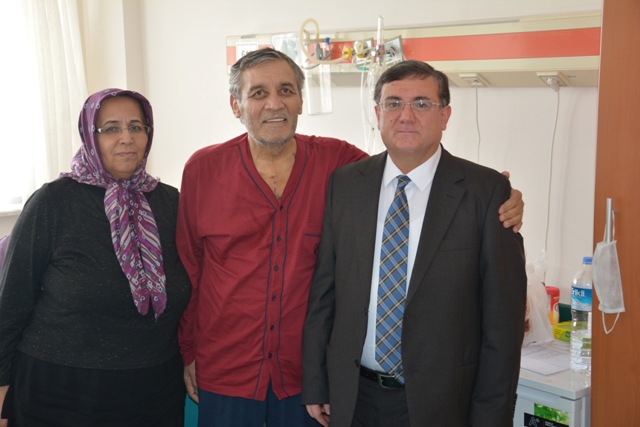 Böbrek nakli beklerken Selçuk Tıp’ta çok riskli kalp ameliyatı oldu