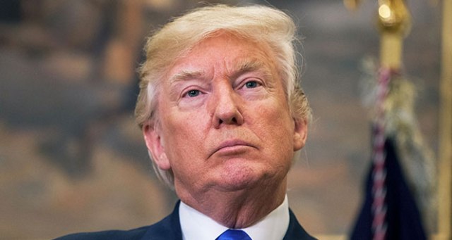 Trump’tan yeni öneri: Öğretmenlere sıkı silah eğitimi