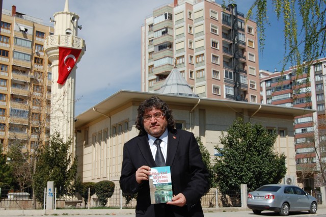Sıra dışı cami kitap oldu