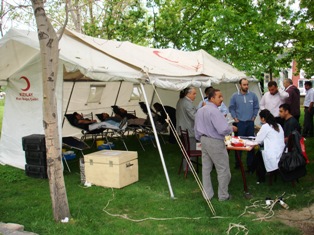 Türk Kızılay'ı Kadınhanı'nda kan topladı