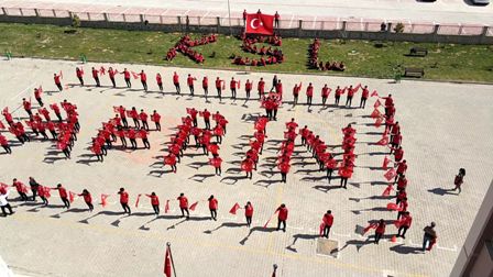 Spor Lisesi öğrencilerinden "Afrin" koreografisi