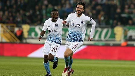 Trabzonspor'dan genç futbolcularla ilgili açıklama