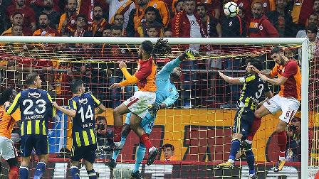 Galatasaraylılar Kadıköy'de galibiyeti özledi