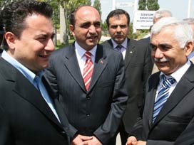 AK Parti'nin il kongresinde gerginlik