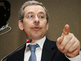 Şener'den lider olmaz