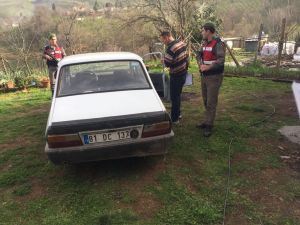 Çaldığı aracın yakıtı bitince başka araç çaldı