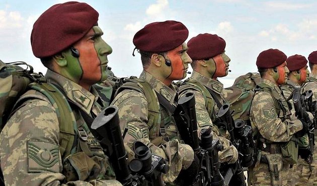 Özel Kuvvetler Afrin'de operasyona başladı...