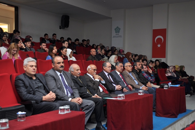 NEÜ’de Günümüzde Öğretmenlik Mesleği Paneli