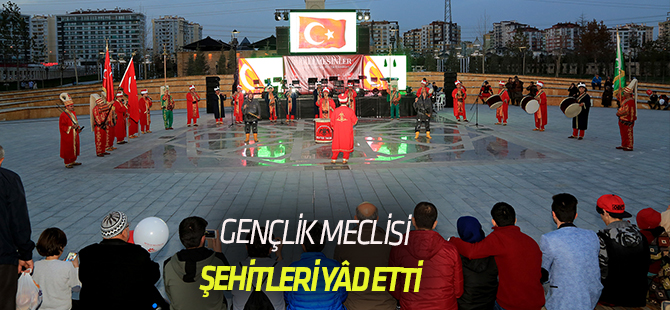 Gençlik Meclisi Üyeleri Ecdat Bahçesi’nde Ecdadı Yad Etti