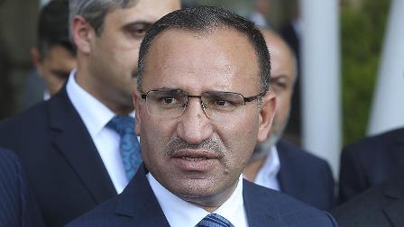 "Türkiye'deki Yunanistanlı askerler takas konusu değildir"