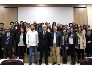 Eczacı yönetmenin filmine eczacı ilgisi