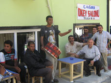 Davullu zurnalı okey salonu