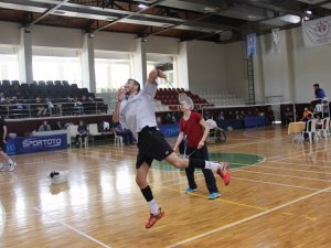 Bedensel Engelliler Badminton’da Konya rüzgârı