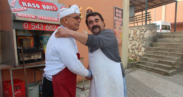 40 yıl önce yediği tokat hayatını değiştirdi