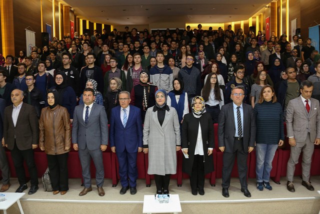 “Dilimiz Kimliğimizdir” yarışmasının ödülleri verildi