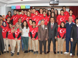 Ersöz öğrencilerle bir araya geldi