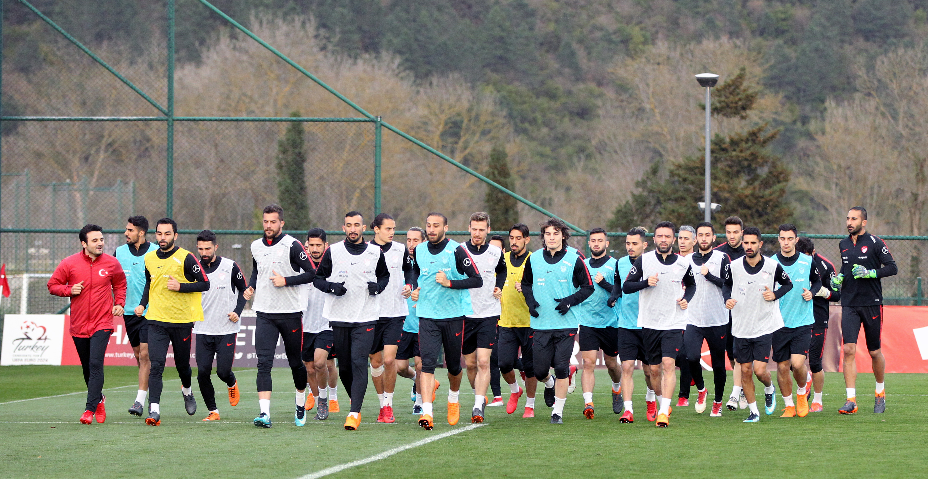 A Milli Futbol Takımı'nda hazırlıklar sürüyor