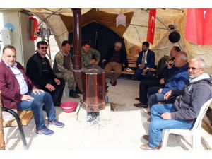 Başkan Şimşek'ten Mehmetçik'e moral ziyareti