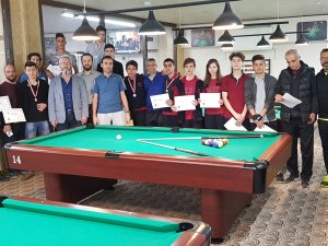 Bilardoda ilk kez okul müsabakaları yapıldı