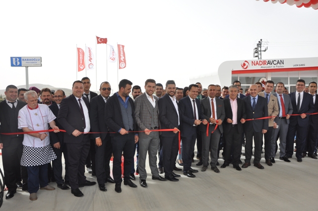 Nadir Avcan Petrol 13. istasyonunu Lâdik’te açtı