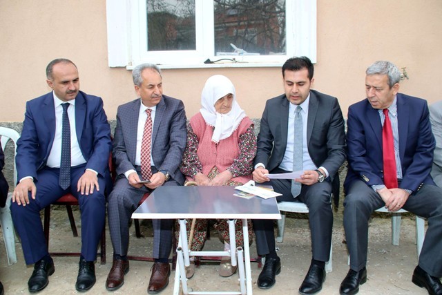 Akşehirli Fadime Nineye Cumhurbaşkanından özel ıslak imzalı mektup