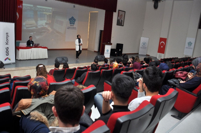 Neü'de Women Techmakers Etkinliği
