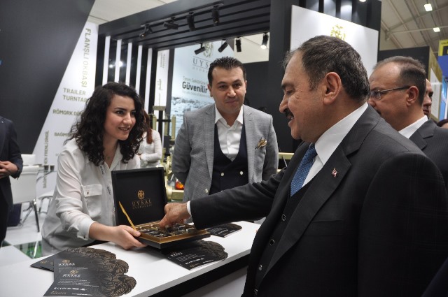 Bakan Eroğlu, Uysal Hidrolik’i ziyaret etti