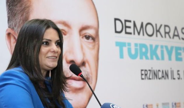 Annelere 400 lira çocuk bakım desteği geliyor!